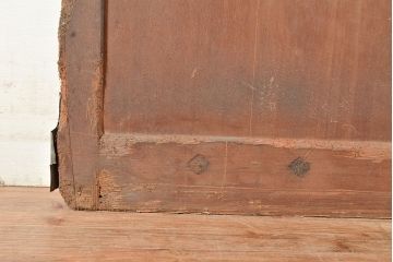 アンティーク建具　明治～大正期　ヒノキ材　どっしりとした佇まいが風格漂う格子蔵戸1枚　(R-048606)