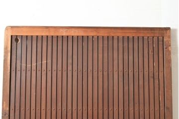 アンティーク建具　ヒノキ材　どっしりとした佇まいが風格漂う格子蔵戸(引き戸、玄関戸)(R-048606)