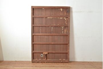 アンティーク建具　ヒノキ材　どっしりとした佇まいが風格漂う格子蔵戸(引き戸、玄関戸)(R-048606)