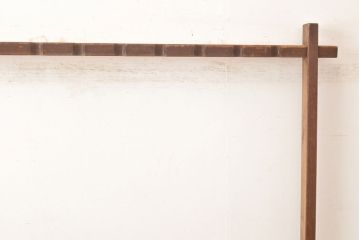 和製アンティーク　馬の透かし彫りがアクセントになっている弓立て(弓道、矢、武具)(R-048607)