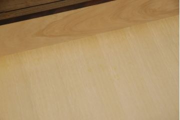 中古　北海道民芸家具　モダンなデザインが魅力!和室にも洋室にも取り入れやすい洋服タンス(衣装タンス、ワードローブ、引き出し、チェスト、着物箪笥)(R-048608)