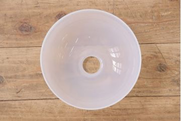 アンティーク照明　オパールガラス製　結霜模様のラインがお洒落なペンダントライト(天井照明、吊り下げ照明)(R-048615)