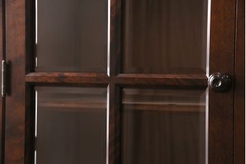 中古　北海道民芸家具　高級感と気品を兼ね備えたブックケース(本箱、キャビネット、飾り棚、食器棚)(R-048619)