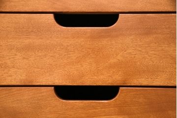 中古　横浜クラシック家具　ダニエル(Daniel)　アーリーアメリカン　温かみのある雰囲気と上品な佇まいが魅力のワードローブ(洋服タンス、衣装タンス)(R-048621)