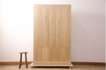 中古　伝統工芸品　伝統工芸士・東樹義明作　松竹梅の優美な意匠金具が気品を漂わせる加茂総桐箪笥(総桐たんす、総桐箪笥、着物タンス、衣装タンス)(R-048623)