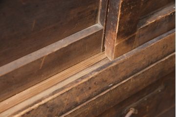 和製アンティーク　飛騨(岐阜)産　ヒノキ材　明治・大正期の重ね戸棚・上段(サイドボード、収納棚)(R-048626)