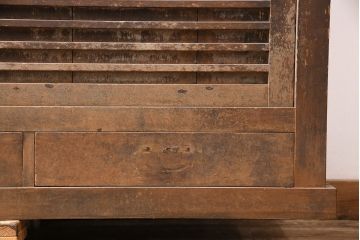 和製アンティーク　飛騨(岐阜)産　ヒノキ材　明治・大正期の重ね戸棚・下段(サイドボード、収納棚)(R-048627)