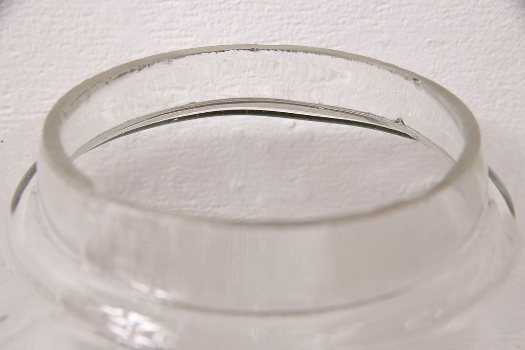 アンティーク雑貨　お洒落なディスプレイが叶うレトロなガラス瓶大小2点セット(蓋付き、キャニスター、ガラスビン)(R-048628)