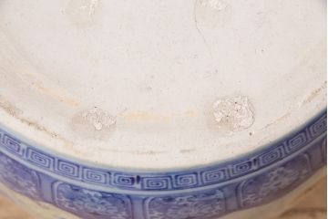 アンティーク雑貨　大判小判に鍔尽くしの図柄が目を引く瀬戸火鉢(鉢カバー)(R-048630)