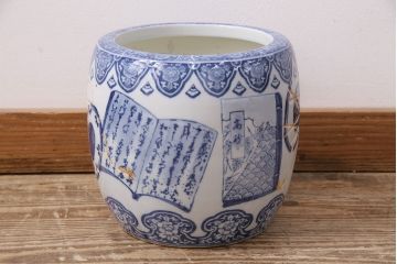 アンティーク雑貨　鼓の文様が印象的な瀬戸火鉢(鉢カバー)(R-048632)