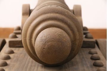 古い　島津家紋入り　大砲(オブジェ、砲台付き)(R-048633)
