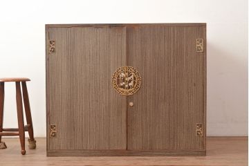 和製アンティーク　総桐材　梅の意匠が魅力の布団箪笥・上段(収納箪笥、桐箪笥、和箪笥、桐たんす)(R-048642)