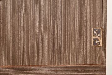 和製アンティーク　総桐材　梅の意匠が魅力の布団箪笥・上段(収納箪笥、桐箪笥、和箪笥、桐たんす)(R-048642)