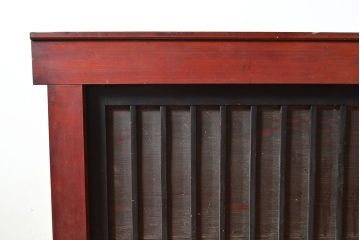 和製アンティーク　ヒノキ材・ケヤキ材　収納力抜群!漆の赤みがかった色味が魅力の重ね収納箪笥(夜具箪笥、布団箪笥、水屋箪笥)(R-048650)