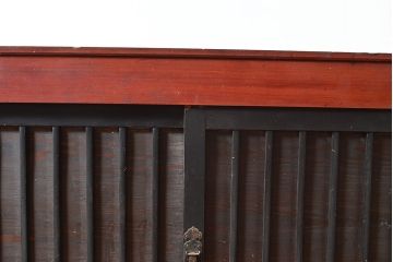 和製アンティーク　ヒノキ材・ケヤキ材　収納力抜群!漆の赤みがかった色味が魅力の重ね収納箪笥(夜具箪笥、布団箪笥、水屋箪笥)(R-048650)