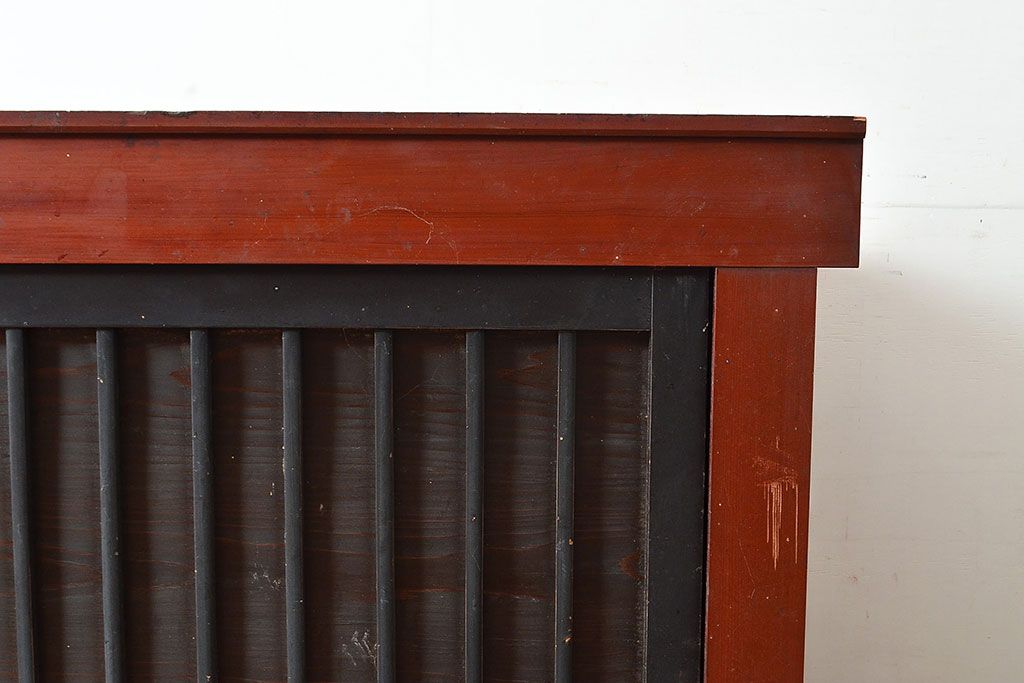 和製アンティーク　ヒノキ材・ケヤキ材　収納力抜群!漆の赤みがかった色味が魅力の重ね収納箪笥(夜具箪笥、布団箪笥、水屋箪笥)(R-048650)