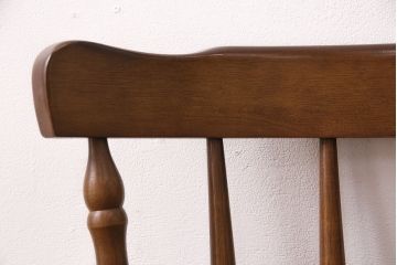 和製ヴィンテージ　スポークバックや挽き物の意匠が上品な印象を高めるダイニングチェア(イス、椅子、ビンテージ)(R-048652)