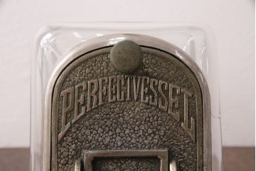 アンティーク雑貨　戦前　PERFECTVESSEL　雑貨屋さんのようなお洒落なディスプレイが叶うたばこ瓶(ガラス瓶、ガラスビン、タバコ瓶)(R-048659)