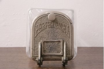 アンティーク雑貨　戦前　PERFECTVESSEL　雑貨屋さんのようなお洒落なディスプレイが叶うたばこ瓶(ガラス瓶、ガラスビン、タバコ瓶)(R-048660)