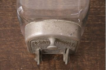 アンティーク雑貨　戦前　PERFECTVESSEL　雑貨屋さんのようなお洒落なディスプレイが叶うたばこ瓶(ガラス瓶、ガラスビン、タバコ瓶)(R-048660)