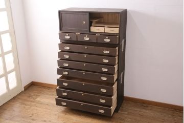 中古　シックな佇まいが魅力!上質な和の空間を演出する加茂総桐箪笥(定価約100万円)(総桐たんす、和タンス、引き出し、衣装箪笥)(R-048662)