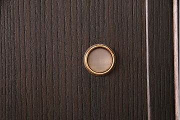 中古　シックな佇まいが魅力!上質な和の空間を演出する加茂総桐箪笥(定価約100万円)(総桐たんす、和タンス、引き出し、衣装箪笥)(R-048662)