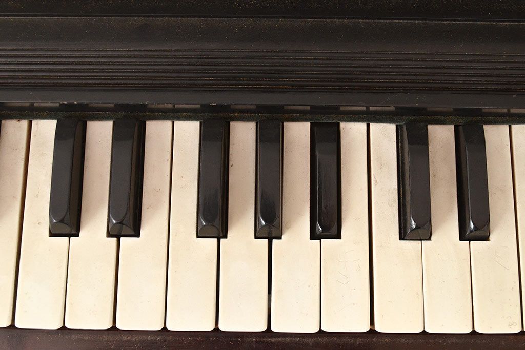 【ジャンク品】　昭和初期　MIKI ORGAN(ミキオルガン)　レトロな雰囲気漂うオルガン　(R-048665)