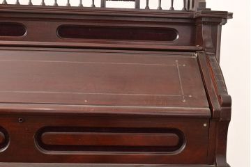 アンティーク雑貨　ジャンク品　大正〜昭和初期　YAMAHA(ヤマハ、山葉)　浜松　クラシカルな雰囲気漂うオルガン(YAMAHA ORGAN)(R-048666)