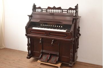 アンティーク雑貨　ジャンク品　大正〜昭和初期　YAMAHA(ヤマハ、山葉)　浜松　クラシカルな雰囲気漂うオルガン(YAMAHA ORGAN)(R-048666)