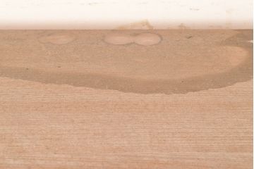 中古　柾目造り　衣装盆の透かし彫りが魅力!高級感と上品さを併せ持つ国産の桐箪笥(衣装箪笥、着物箪笥、引き出し、和タンス、桐たんす)(定価約110万円)(R-048667)