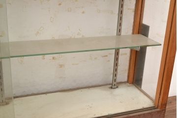 和製アンティーク　人気の薄型!　モザイクガラスがおしゃれなガラスケース(ショーケース、陳列棚)(R-048670)