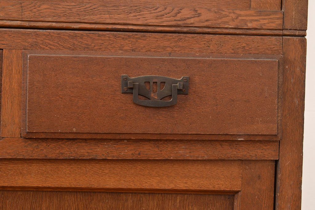 和製アンティーク　昭和中期　前面・主要部ナラ材　重ね戸棚(収納棚、食器棚、キャビネット)(R-048671)