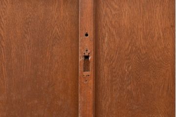 和製アンティーク　昭和中期　前面・主要部ナラ材　重ね戸棚(収納棚、食器棚、キャビネット)(R-048671)