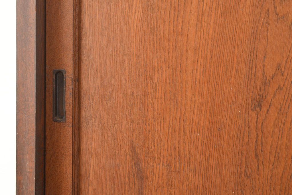 和製アンティーク　昭和中期　前面・主要部ナラ材　サイドボード(収納棚、戸棚、キャビネット)(R-048672)