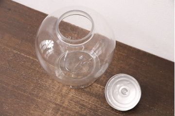 レトロ雑貨　丸いフォルムが愛らしいレトロな地球瓶(ガラス瓶、ガラスビン)(R-048677)