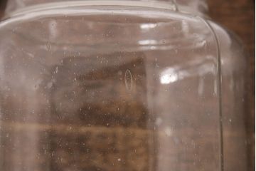 レトロ雑貨　駄菓子屋さんにあるような昔懐かしいガラス瓶(ガラスビン)(R-048678)