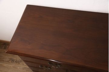 アメリカヴィンテージ　DREXEL HERITAGE(ドレクセルヘリテイジ)　高級感のある空間を演出するチェスト(引き出し、ビンテージ)(R-048679)