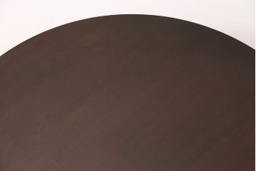 イギリスヴィンテージ　シックな佇まいが魅力的なバーチ材製の丸テーブル(カフェテーブル、サイドテーブル、ラウンドテーブル、ビンテージ)(R-048701)