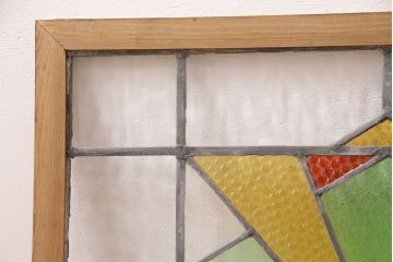 【簡易リペア限定品】イギリスアンティーク　おしゃれなステンドグラス入り!お部屋のアクセントになるフィックス窓(明り取り、明かり取り、はめ殺し窓、英国、建具)(R-048704)