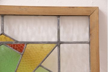 【簡易リペア限定品】イギリスアンティーク　おしゃれなステンドグラス入り!お部屋のアクセントになるフィックス窓(明り取り、明かり取り、はめ殺し窓、英国、建具)(R-048704)