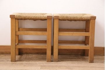 ヴィンテージ　松本民芸家具　初期モデル　ラッシ座面がおしゃれ!素朴な木肌が味わい深いスツール2脚セット(チェア、椅子、ビンテージ)(R-048714)