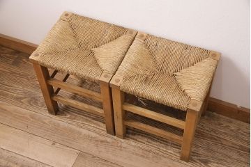 【簡易リペア限定品】ヴィンテージ　松本民芸家具　初期モデル　ラッシ座面がおしゃれ!素朴な木肌が味わい深いスツール2脚セット(チェア、椅子、イス、ビンテージ、バラ売り可能)(R-048716)