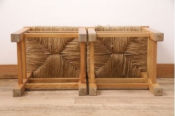 【簡易リペア限定品】ヴィンテージ　松本民芸家具　初期モデル　ラッシ座面がおしゃれ!素朴な木肌が味わい深いスツール2脚セット(チェア、椅子、イス、ビンテージ、バラ売り可能)(R-048716)