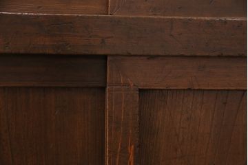 アンティーク家具　関西　前板ケヤキ材　ヒノキ材　経年の味わいを感じる重ね階段箪笥(和箪笥、時代箪笥)(R-048719)