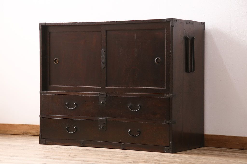 和製アンティーク 品のある佇まいが魅力的なケヤキ材製の帳場箪笥(時代箪笥、整理箪笥)(R-048722)