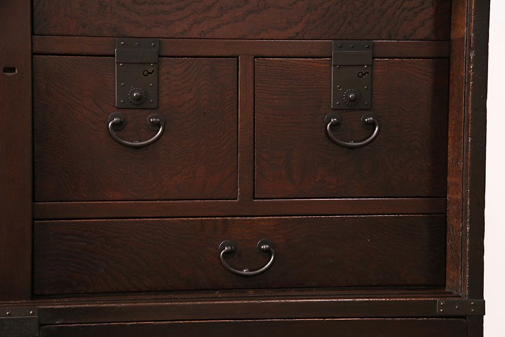 和製アンティーク 品のある佇まいが魅力的なケヤキ材製の帳場箪笥(時代箪笥、整理箪笥)(R-048722)