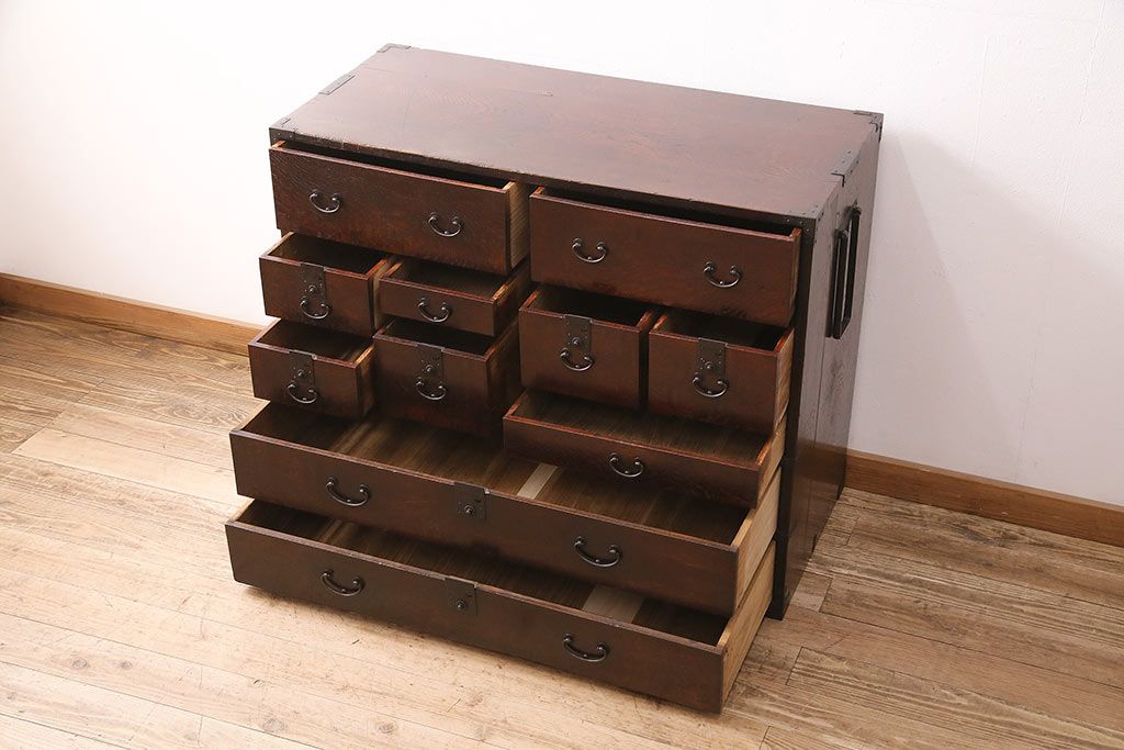 和製アンティーク 品のある佇まいが魅力的なケヤキ材製の帳場箪笥(時代箪笥、整理箪笥)(R-048722)