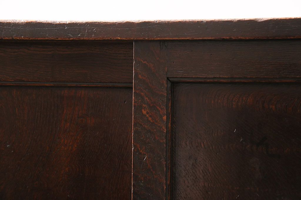 和製アンティーク 品のある佇まいが魅力的なケヤキ材製の帳場箪笥(時代箪笥、整理箪笥)(R-048722)