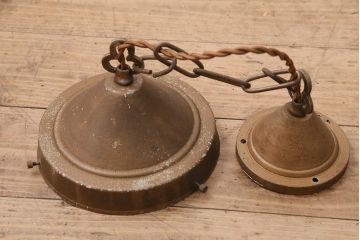 アンティーク照明　ブラケットのシルエットが個性的なペンダントライト(天井照明、吊り下げ照明)(R-048724)