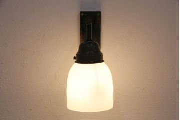 アンティーク照明　竹のデザインが和の趣を醸し出すウォールランプ(壁掛け照明、壁付け照明)(R-048725)